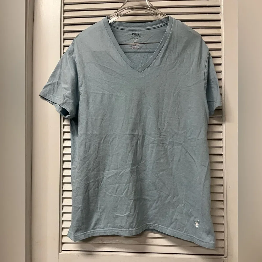 Polo by Ralph Lauren Men's Light Blue V-Neck Tee large. EUC
